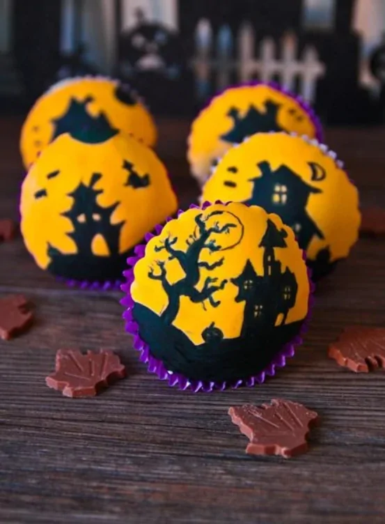 Haunted House Cupcakes